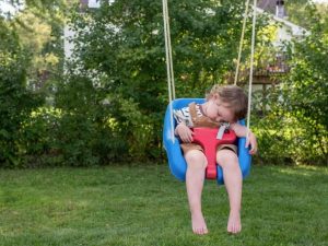 Learn How to Save Money on a Swing Set